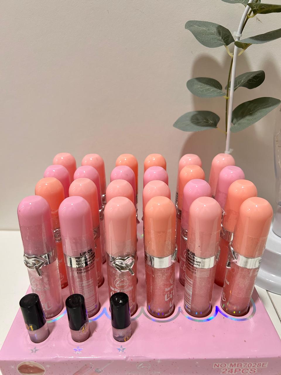 TODO LO QUE NECESITAS PARA EN BELLCER TU ROSTRO CON ESTE ACEITE LABIAL