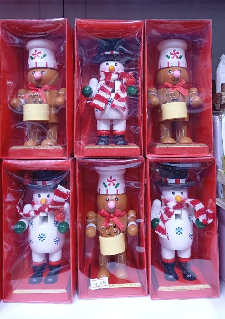 CASCANUECES DE MADERA NAVIDEÑO
